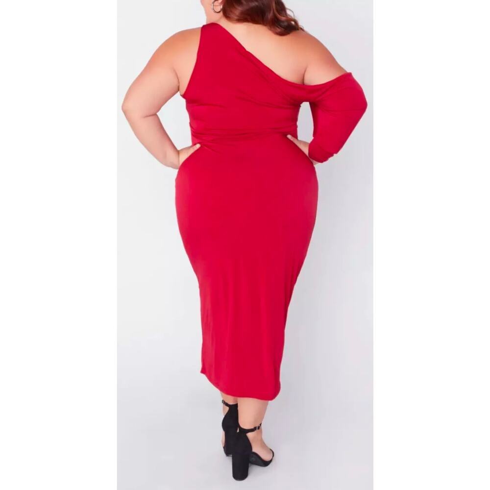 Soncy | Paint the Town Red Midi Dress - Picture 2 of 6
